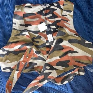 NWT Fashion Nova Fatigue wrap crop top